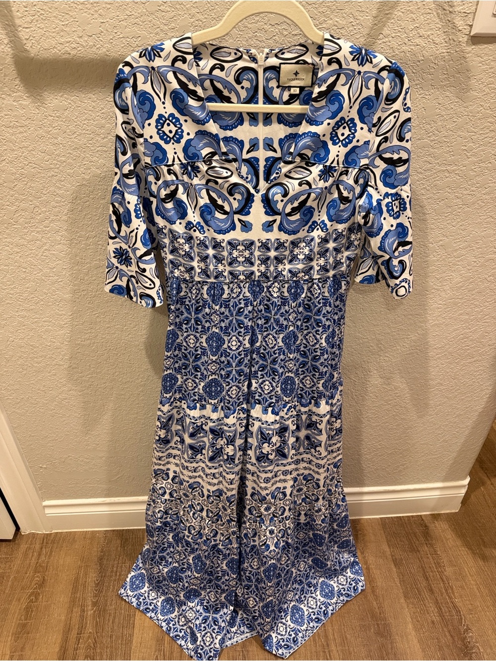 Tuckernuck Majolica Tile Ginger Blue & White Patterned Midi Dress